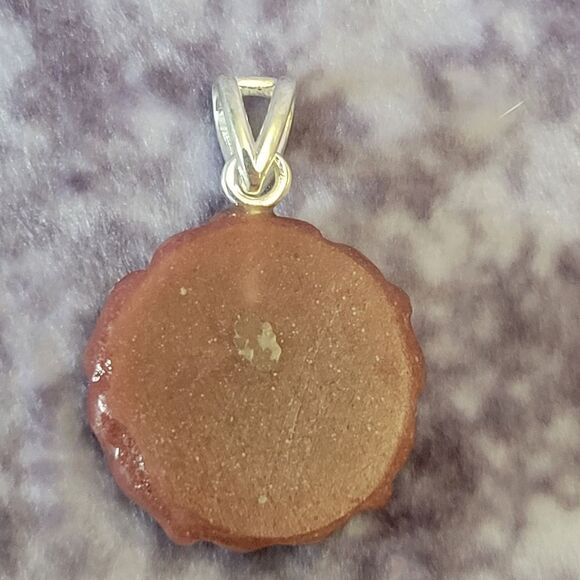 Thulite Carved Floral Pendant - Picture 6 of 9